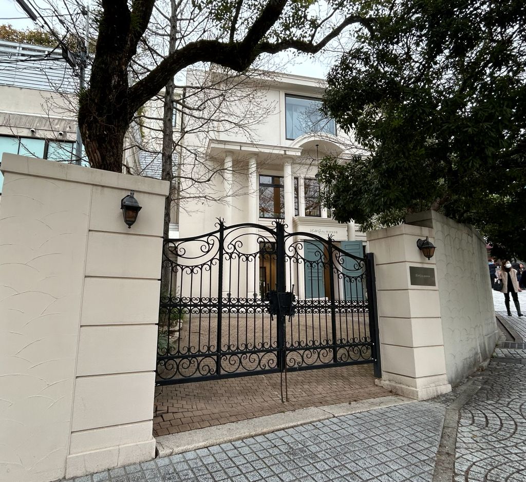 神戸市結婚式場の改装工事－現場調査ー門